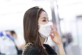王子文恋爱后越来越美，“上松下松”也不显拖沓，反倒慵懒又时尚图片