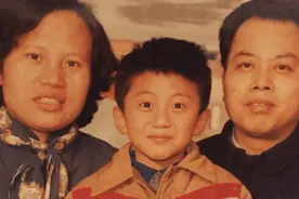 邓超成名史：从少年“痞子”到“影视明星”，共交过3个女朋友图片