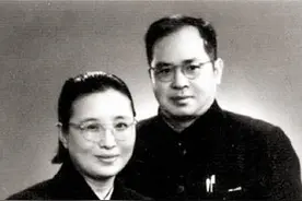 吴晗与结核病妻子袁震，病榻前相爱，相濡以沫，一生未能同纱帐图片