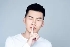 男人的人品，藏在他对异性的态度里图片