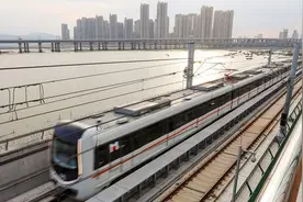 地铁故障频上热搜，乘地铁遇到突发状况怎么办？图片