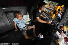 货车司机带着病儿跑长途，妻子跑了：就算儿子明天没了也不会回来图片