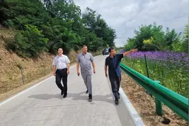 李玉进调研清水县永清镇东山梁乡村休闲旅游项目图片