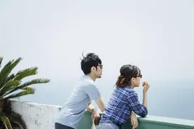 其实，异性朋友之间这样聊天，并不正常图片