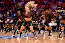 NBA拉拉队潜规则：中场表演不能穿内裤，钱少得可怜不许挣外快图片