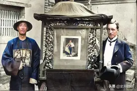 老照片：清朝官员和洋人的合影，长袍马褂遇上西装，中西文化碰撞图片