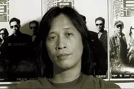 邱礼涛刘德华咋认识的？他的腿是假的吗？刘德华为何如此看重他？图片