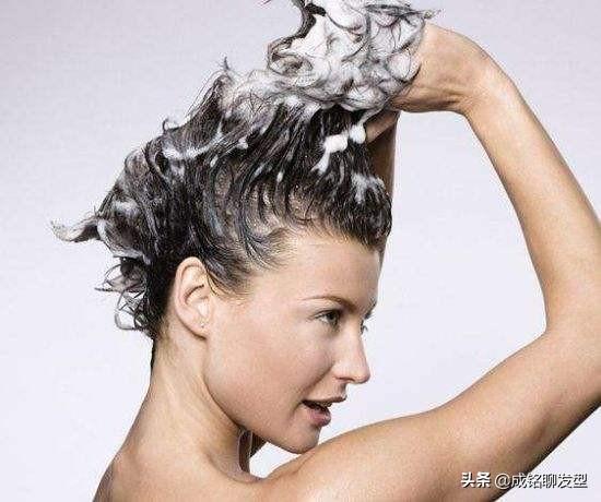 护发素你会用吗？用错方法会让你头发越来越糟糕，护发妙招了解下