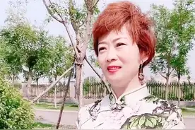 这个年纪的阿姨还是挺漂亮的图片