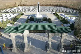 不朽的军阵——酒泉卫星发射中心祭扫东风革命烈士陵园图片