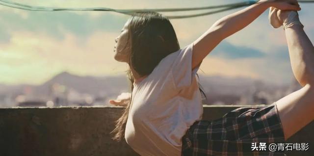 连续4天上榜，比《王国》尺度还大，不愧是一集30亿韩元的韩剧