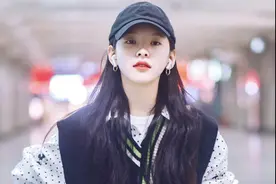 章若楠私服大合集来啦，清甜女孩的时尚造型，你也可以拥有图片