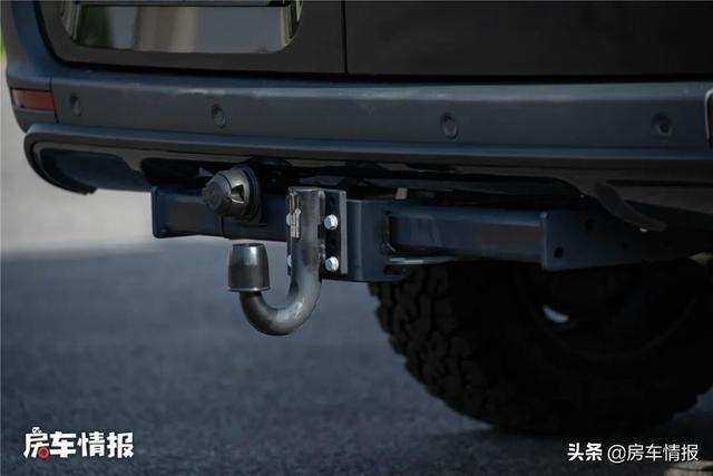 峰值扭矩1000牛米的房车见过么？配4驱厨卫齐全住2人，这品牌够硬