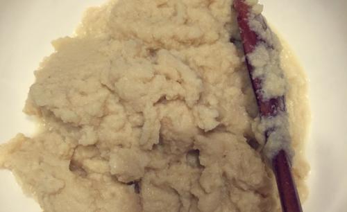 昆虫喂鸡效果好，本文教养鸡户4个人工育虫的妙招