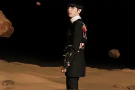 演唱会既视感：不用乐器，王牌舞台华晨宇带来阿卡贝拉版的疯人院图片