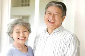 增强口腔机能，预防吸入性肺炎，学日本老人饭前先做几节口腔操图片