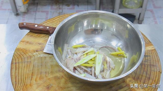 鱿鱼的做法 2026年鱿鱼的做法家常爆炒鱿鱼
