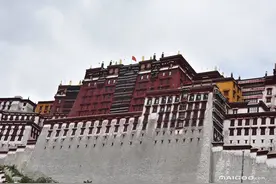 西藏十大最适合中老年人去的景点 西藏中老年人旅游景点推荐图片