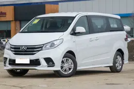 全系2.0T强动力商务车！体验上汽大通G10，长近5.2米，14.58万起图片