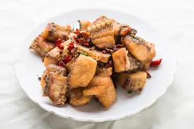 每日美食——武汉糍粑鱼图片