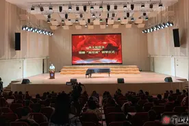 @嘉大学子：价值180万的“施坦威”钢琴请母校查收！今天嘉应学院来了这样一位校友图片