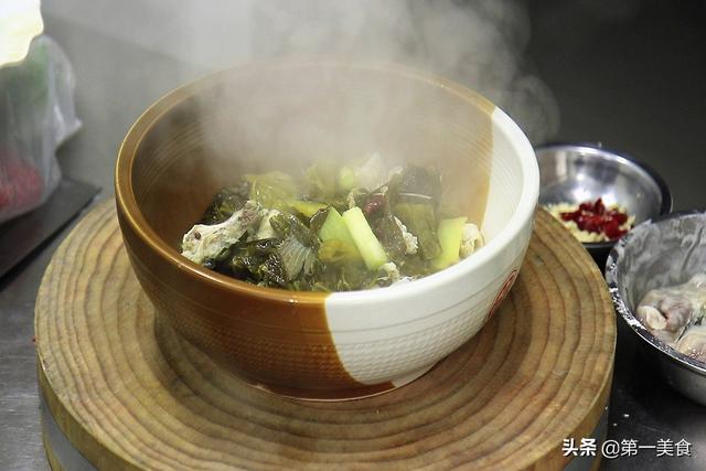酸菜鱼的做法 2026年酸菜鱼的做法全过程＂,＂no_ai_sug＂:true},{＂type＂:＂