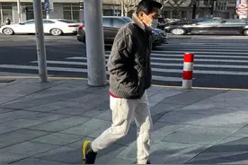上海大爷爱穿什么鞋？国货飞跃回力、日本亚瑟士，比皮鞋香太多图片