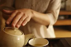 喜欢喝茶的人，请记住这4种茶不要喝，看看你有没有“犯错”？图片