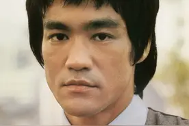 李小龙逝世8年后拍的电影《死亡塔》主演却有李小龙到底想干什么图片