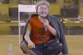 张尕怂：“早知道在家呆这么久，我就应该多拉拉妹妹的手图片