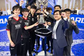 “khan”定律太可怕？网友调侃：EDG这次夺冠，撼子哥起码1/3功劳图片