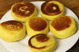 做南瓜饼时，用面粉还是糯米粉？大厨教你正确做法，香甜软糯图片