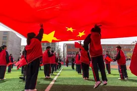 【国际在线】平顶山市郏县创新形式抓好青少年党史学习教育图片