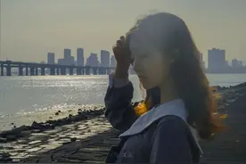 真正的孤独，是在互不关爱的拥挤热闹之中图片