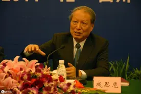 贷款30年很吃亏？经济学家：那是你不懂房贷，5年后几乎没有压力图片