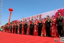 送上最美祝福！焦作隆重举行第三届现役军人集体婚礼图片