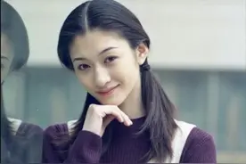 李小冉的悲伤？遭孙东海掌掴，为鄢颇两度流产，39岁和徐佳宁闪婚图片