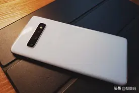 对品牌的偏见，致我们错过的好手机：三星S10图片