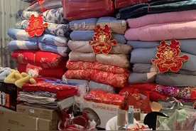 新娘否认“内衣不合适拒接亲”：彩礼会退还，感情不存在了！目击者称双方亲友发生冲突图片