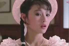 盘点林正英僵尸电影中的“白富美”图片