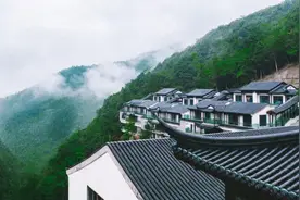 藏在海拔1200米山谷里的江南园林，颐养度假堪比人间仙境图片
