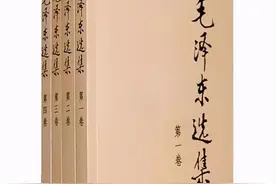 最让外国资本家畏惧的，是年轻一代重拾了对《毛泽东选集》的兴趣图片