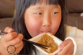 看完日本小学生早餐，再看看中国的，网友：没有对比就没有伤害图片