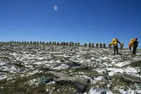 穿越秦岭她被指责丢下队友逃走，后在四川穿越时遇难图片