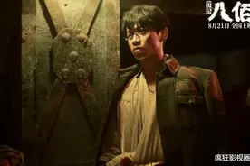 破10亿！同样长发演军人，为何魏晨《八佰》翻红，鹿晗却遭群嘲图片