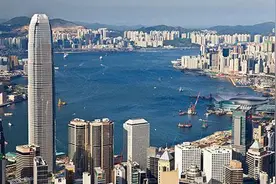 除汇丰外，渣打银行也靠中国赚钱，拥有香港发钞权，年入1700亿图片