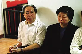 最狂的中国首富！用罐头换飞机，三进宫服刑23年，77岁东山再起图片