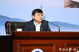 张文宏今天在宁波开讲！再爆金句......图片