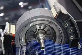 买电动车选雅迪、爱玛这些大品牌？没这必要，买车先看“四大件”图片