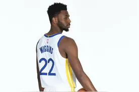 离谱！他到底是什么样的存在？勇士缺人时，维金斯去顶阿德巴约图片